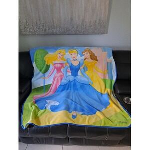 Disney Princesses Large Blanket Fleece Cinderella Belle‎ & Sleeping Beauty